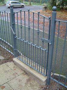 Regency Design steel gate and rails